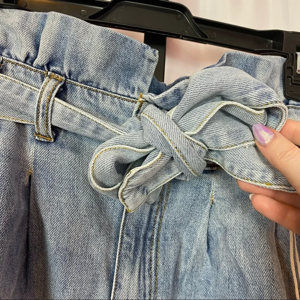 Blank NYC Paperbag Waist Belted Denim Shorts sz 29